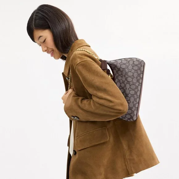 Coach Juliet Shoulder Bag 25 In Signature Jacquard - Picture 2 of 3